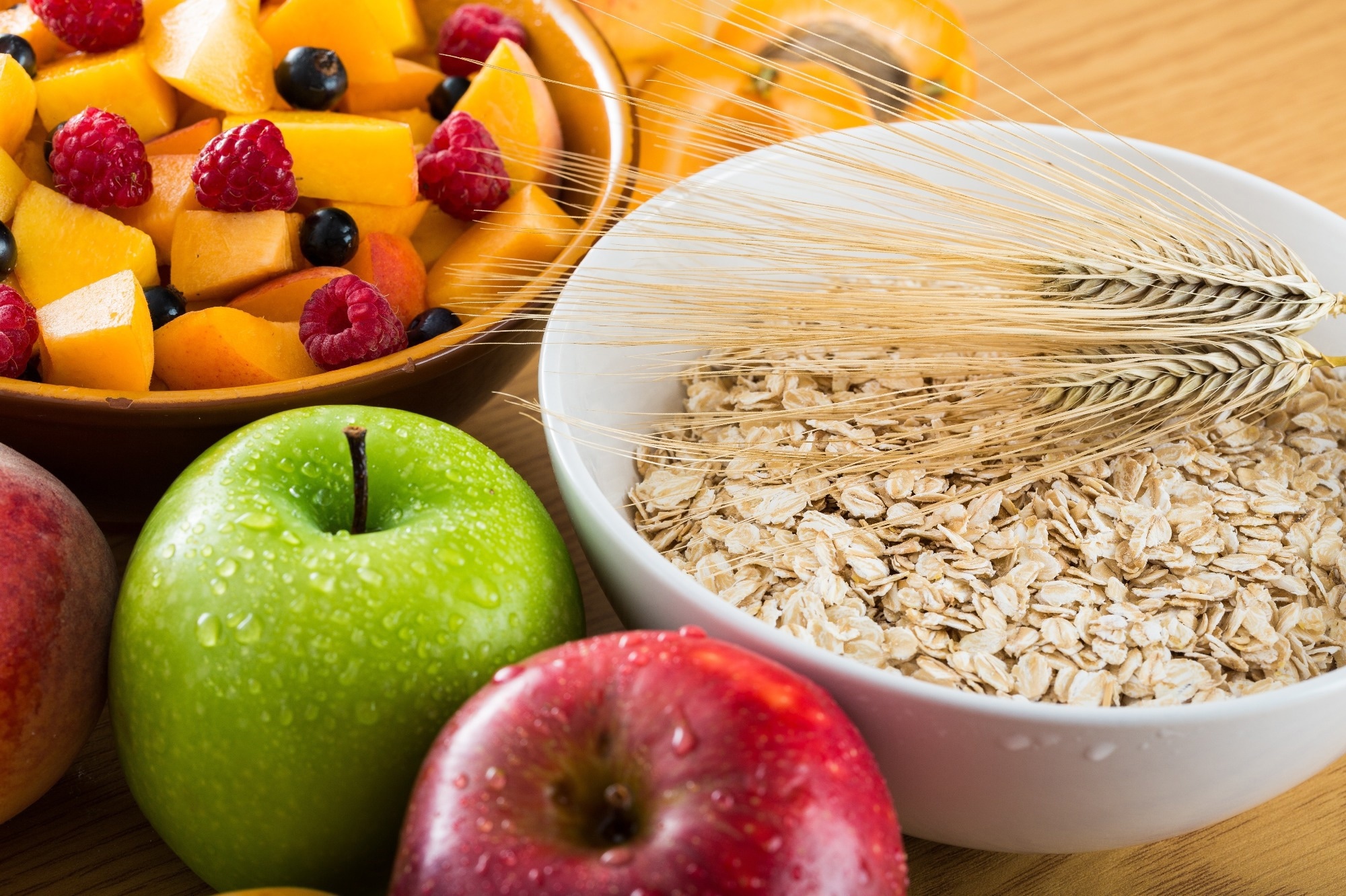 Study: Fiber-deficient diet inhibits colitis through the regulation of the niche and metabolism of a gut pathobiont. Image Credit: Billion Photos / Shutterstock.com