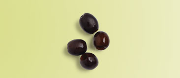Four large ripe olives have half teaspoon of oil